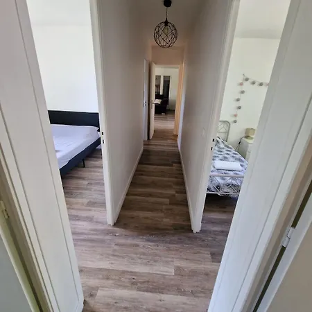 Spacious And Modern 8 Guests A ז'וביניה