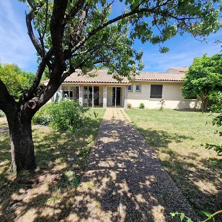 Spacious And Modern 8 Guests A